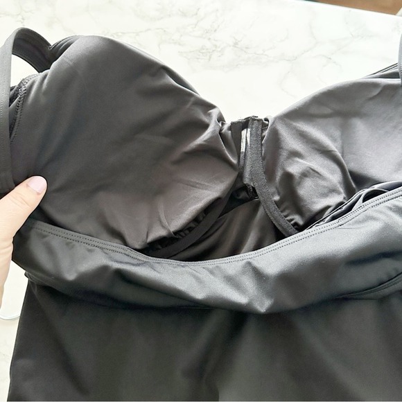 Lands' End DDD-Cup Black Tummy Control Wrap Tankini Swim Top Women’s Size 18 - Picture 9 of 10